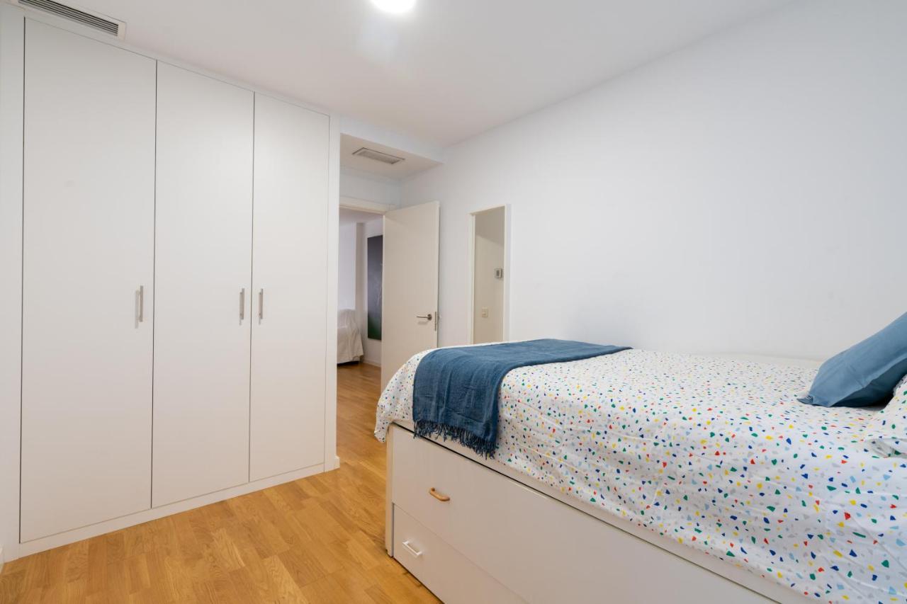 Piso Nuevo En Triana Apartment Seville Exterior photo